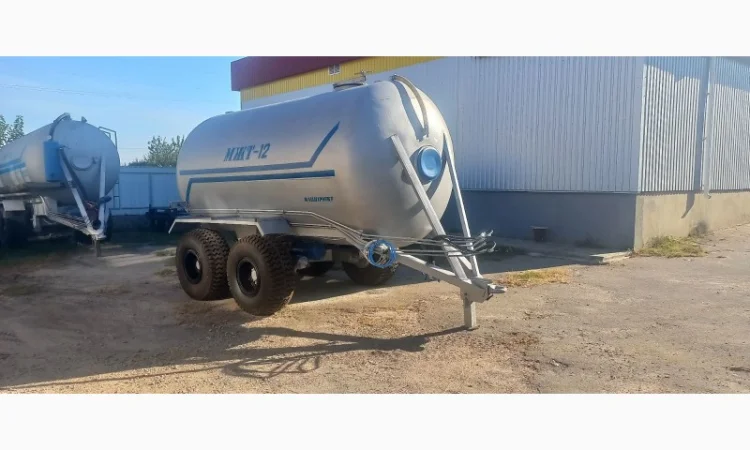 Бочка навозу МЖТ-12 (12м3) з розкидачем та мішалкою - фото № 1