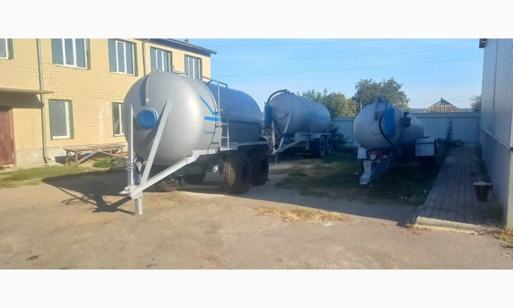 Бочка навозу МЖТ-12 (12м3) з розкидачем та мішалкою - фото № 3