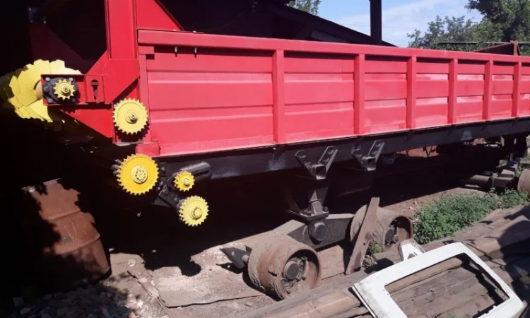 Навозо розкидач, разбрасыватель минеральных удобрений ПРТ-7, РОУ - фото № 9