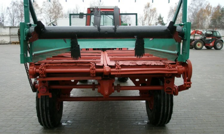 Розкидач навоза на 4 тони - фото № 2