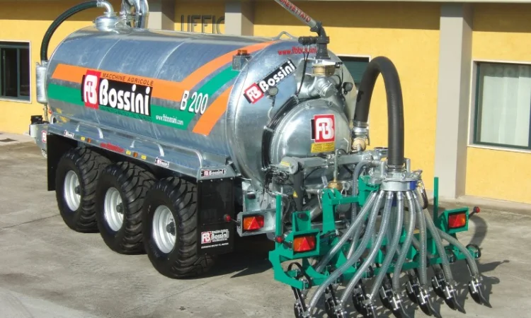 Цистерни для внесення рідкої гноївки (органічних добрив) - фото № 2