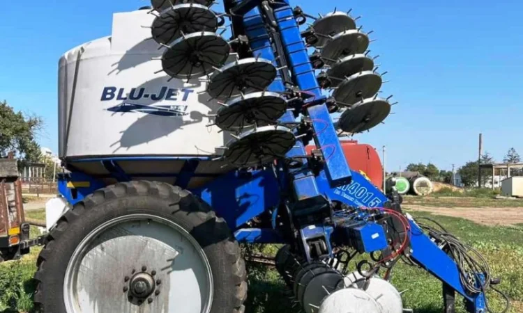 Аплікатор для внесення рідких мінеральних добрив BLUE-JET AT4015 - фото № 2