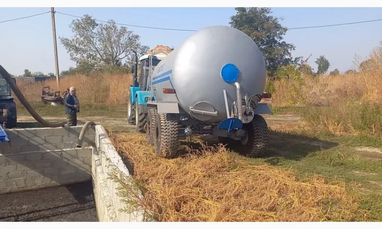 Бочка МЖТ-12 навозу має мішалку + розкидач 12м - фото № 4