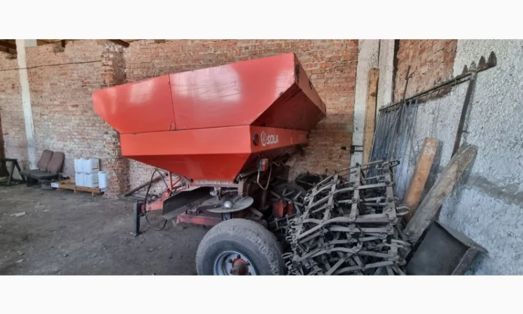 Розкидач мінеральних добрив Sola D-903 Plus - фото № 3