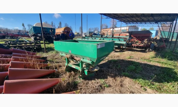 Розкидач мінеральних добрив МВД-1.2 - фото № 2