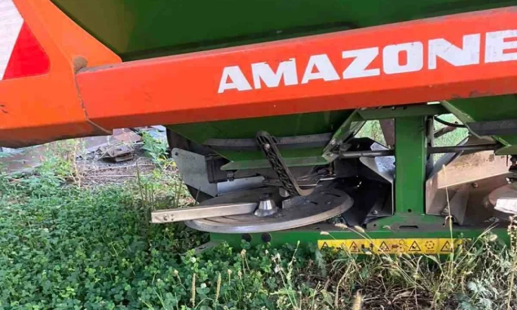 Навісний розкидач добрив Amazone 1002 Special - фото № 2