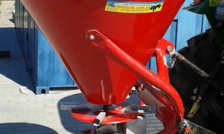 Продам Разбрасыватель удобрений 240 л однодисковый /Польша/ - фото № 3