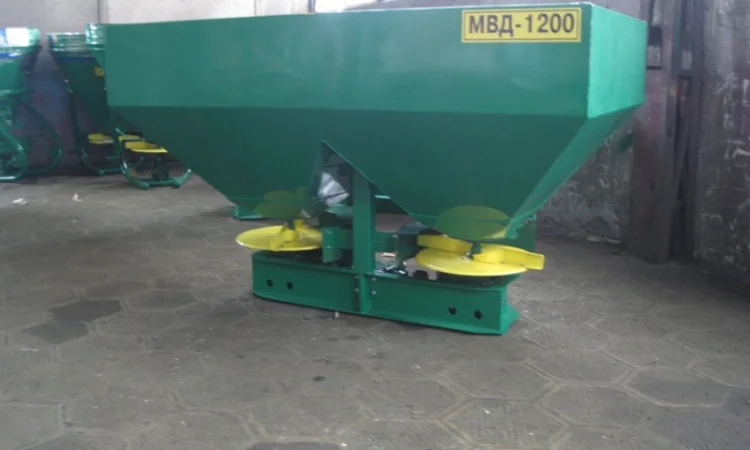 Розкидач добрив МВД-1200, машина внесения удобрений МВУ, разбрасыватель. Акция - фото № 1