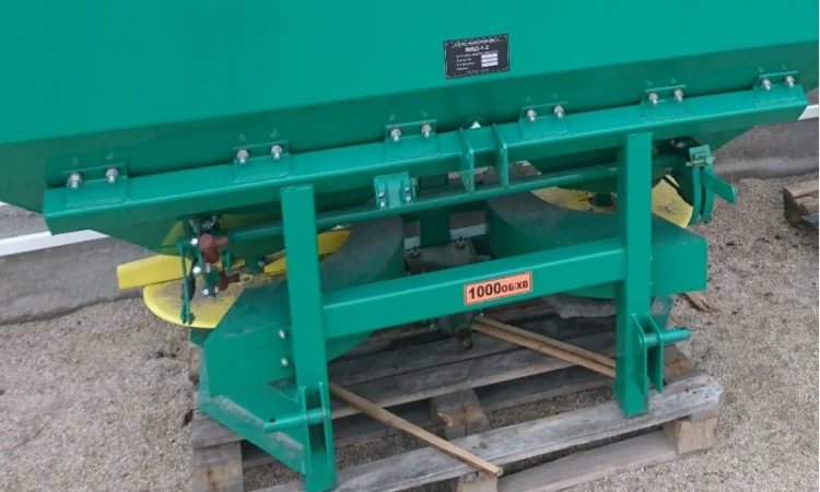 Розкидач добрив МВД-1200, машина внесения удобрений МВУ, разбрасыватель. Акция - фото № 8