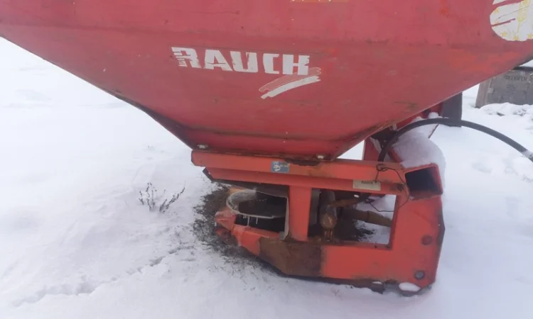 Розкидач мін.добрив RAUCH MDS935M б/у - фото № 5