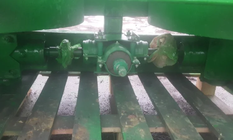 РОЗКИДАЧ мінеральних добрив МВД-900 Б/У - фото № 3