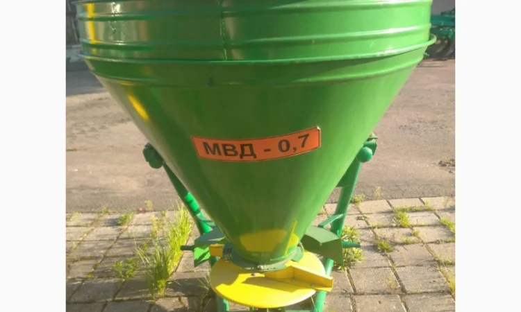 Розкидач добрив, навісний, МВД-0, 7, новий, виробництво, оригінальна продукція - фото № 1