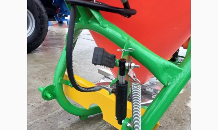 Розкидач мінеральних добрив МВД - 500 гідравлічний - фото № 2