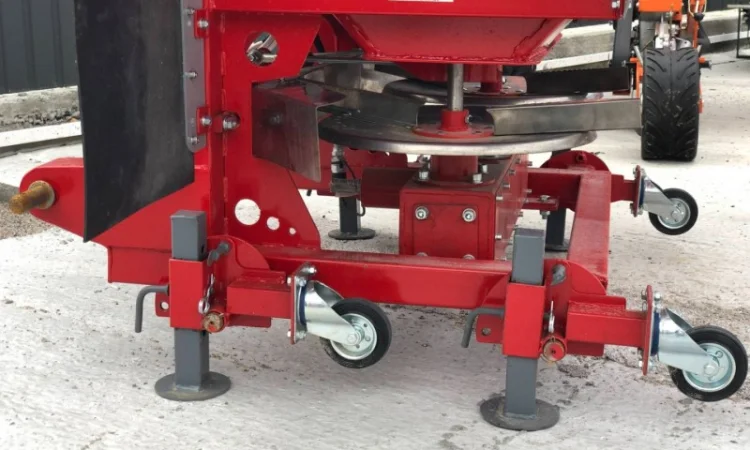 Розкидач мінеральних добрив Вулкан РД - 1200 - фото № 4