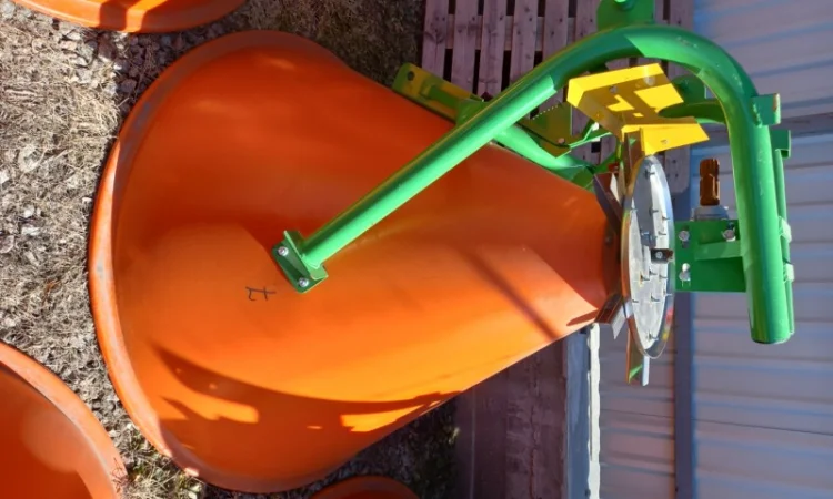 Розкидач мінеральних добрив 500 л - фото № 2