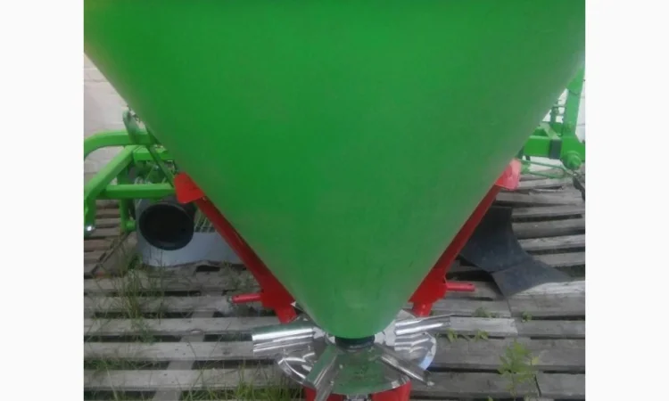 Разбрасыватель удобрений 1000кг Польша jar-met - фото № 9