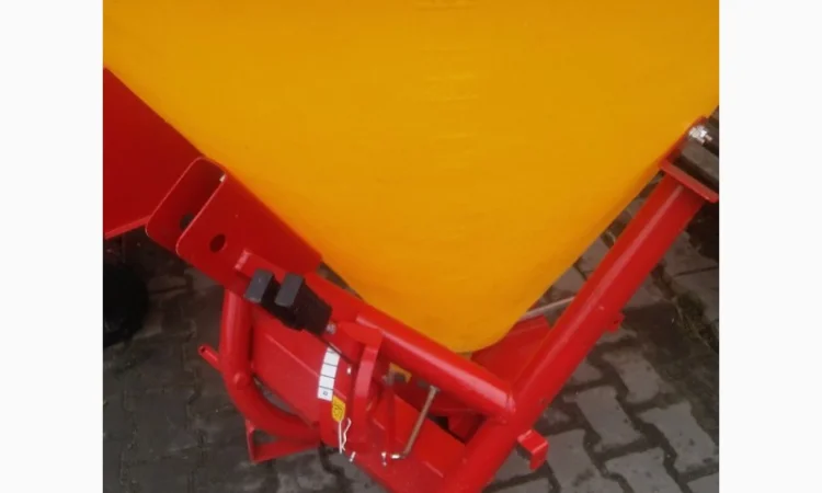 Разбрасиватель удобрений, розкидач міндобрив Польша - фото № 1