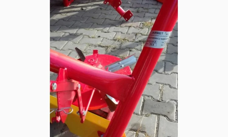 Разбрасыватель удобрений на 200кг. 500кг. 650кг. Польша ( Jar-met, Strumyk) и Украина - фото № 15