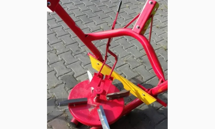 Разбрасыватель удобрений на 200кг. 500кг. 650кг. Польша ( Jar-met, Strumyk) и Украина - фото № 14