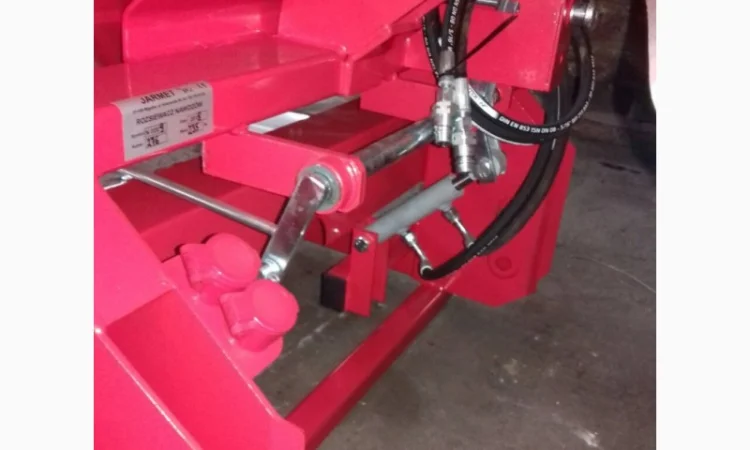 Розкидач міндобрив на 650 кг Польша Jar-met - фото № 7