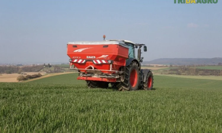 Новый разбрасыватель удобрений навесной RAUCH Axis H50.2 EMC + W - фото № 1