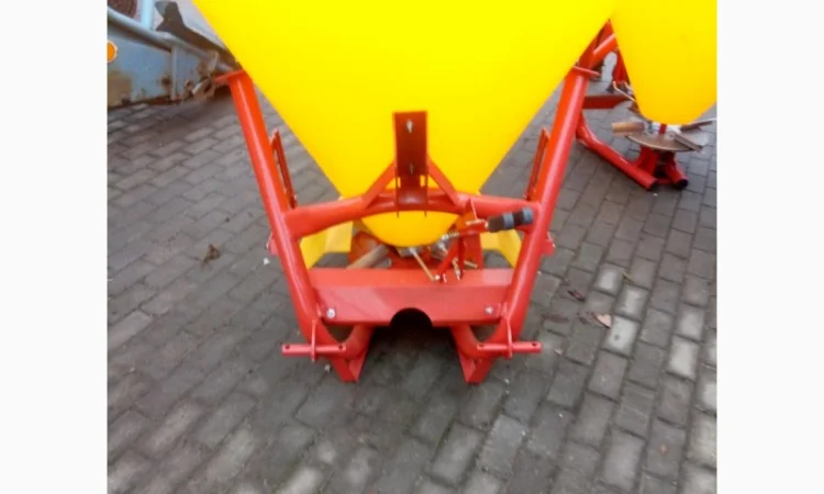 Разбрасыватель, розкидач, лійка, лейка, рум пластик усилений - фото № 7