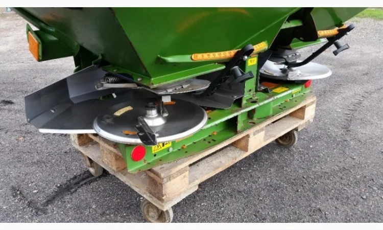 Розкидач міндобрив Amazone ZA-M maxiS 2000л. Разбрасыватель удобрений Амазоне (розсівач) - фото № 7