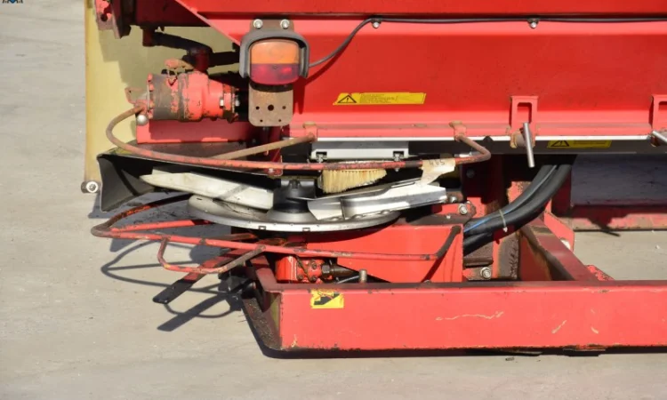 Розкидач добрив KUHN Precis-K - фото № 9