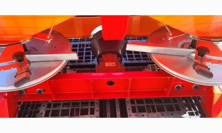 Новий навісний розкидач добрив DEXWAL TORNADO DUO 850/1200 - фото № 6