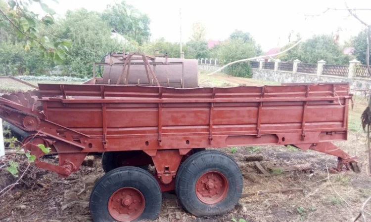 Подається роскидач органічних добрив РОУ-6 - фото № 2