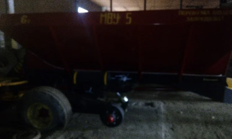 Продам разбрасыватели минеральных удобрений РМГ4. МВУ-5, 6, 8 - фото № 10