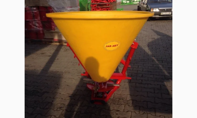 Розкидач міндобрив 500, 650, 1000кг, Jar-Met. Розкидач добрив МВУ-05 (пластик), виробник - фото № 5