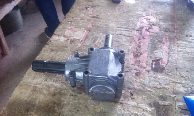 Разбрасыватель минеральных удобрений 500, 1000 кг Jar-Met Польша - фото № 16