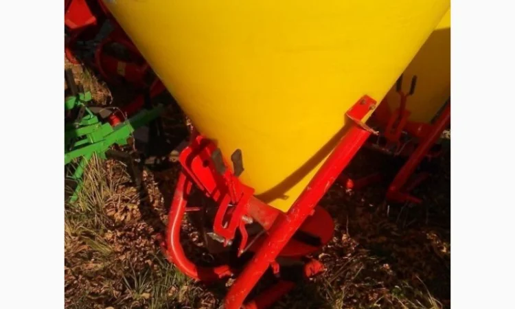 Разбрасыватель минеральных удобрений 500 кг садовый Jar-Met Польша - фото № 3