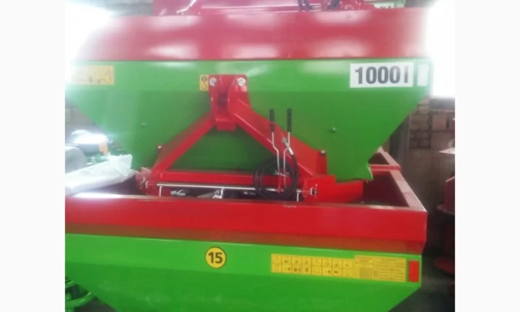 Разбрасыватель удобрений лейка рум 200 - 300 - 500 - 650 Польша - фото № 2