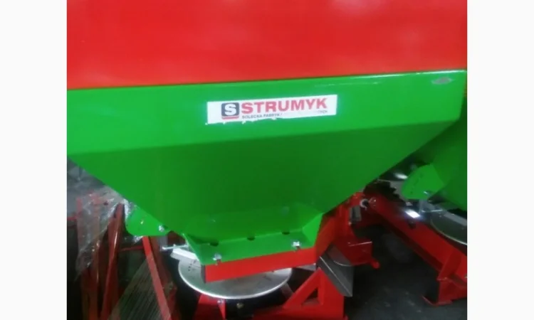 Разбрасыватель удобрений лейка рум 200 - 300 - 500 - 650 Польша - фото № 11