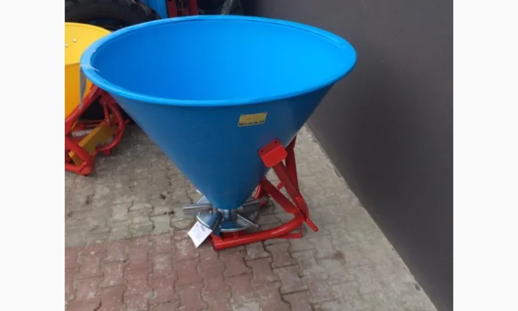 Разбрасыватель удобрений, лейка, рум 300 - 500 - 650 - 1000 кг - фото № 2