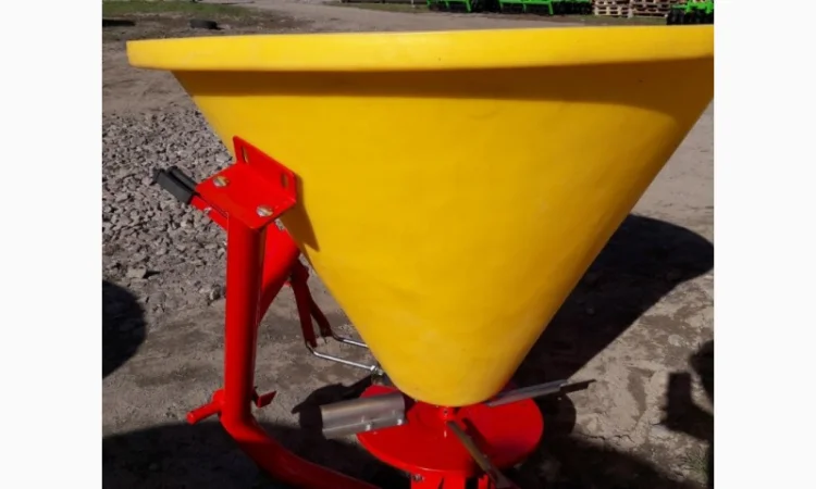 Навісний розкидач на 300 кг фірми Jar-Met Польща - фото № 7