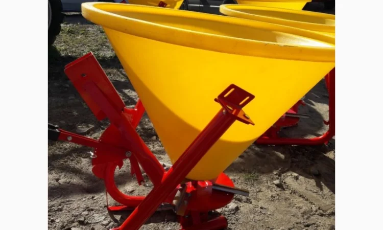 Розкидач міндобрив лійка 300 кг фірми Jar-Met Польща - фото № 3