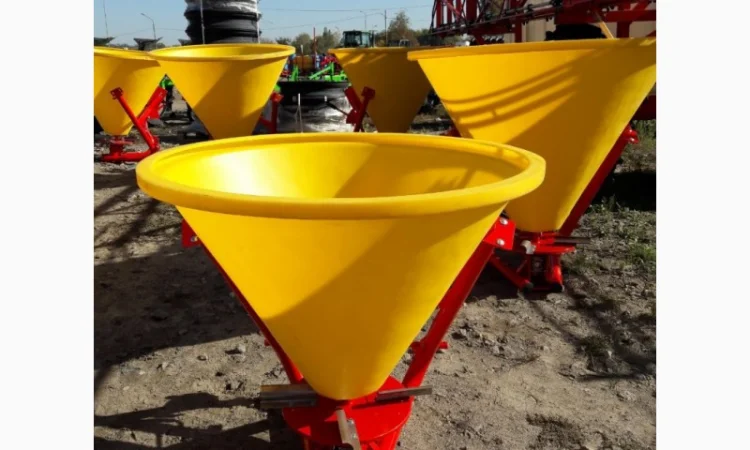 Розкидач міндобрив лійка 300 кг фірми Jar-Met Польща - фото № 4
