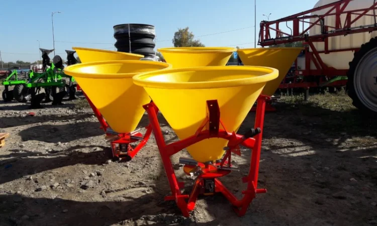 Розкидач міндобрив лійка 300 кг фірми Jar-Met Польща - фото № 6