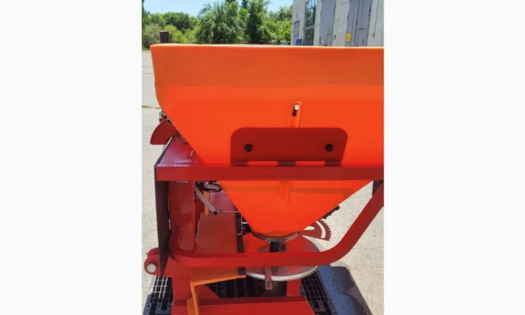 Навесной разбрасыватель удобрений / навісний розкидач добрив DEXWAL / TORNADO DUO 850/1200 - фото № 6