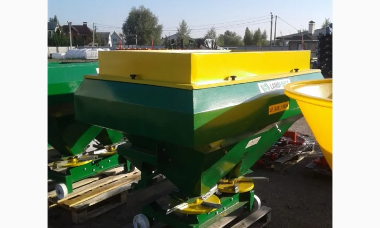 Разбрасыватель удобрений Jar Met 1000 л - фото № 5