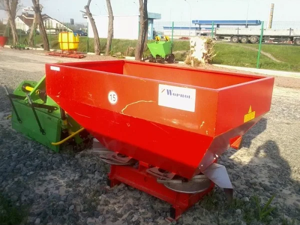 Розкидач добрив 1000 л - фото № 2