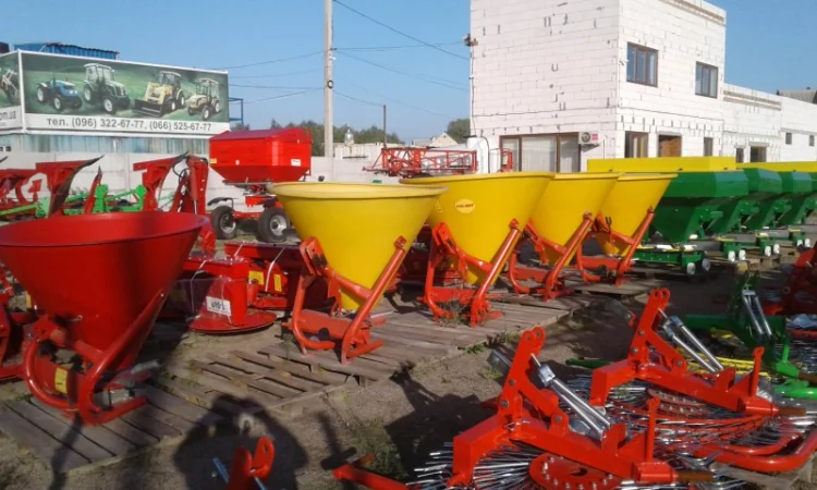 Розкидач мінеральних добрив «LAND FORCE » Туреччина - фото № 6