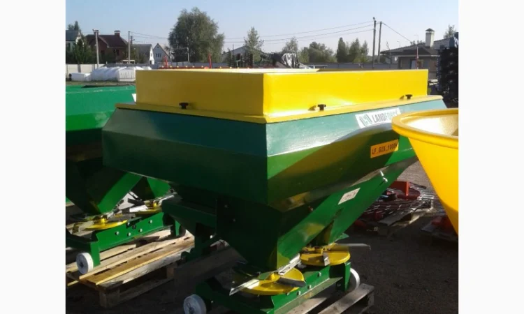 Розкидач мінеральних добрив «LAND FORCE » Туреччина - фото № 8