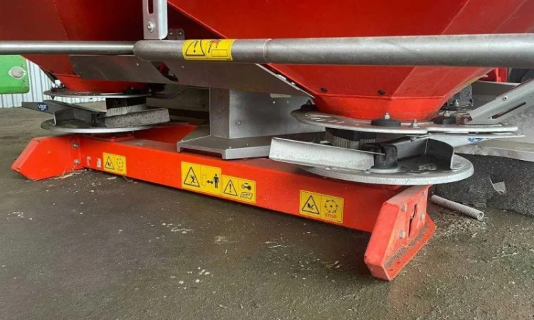 Продається розкидач мінеральних добрив RAUCH AXIS 30.2 Q-V8 (KUHN) - фото № 4