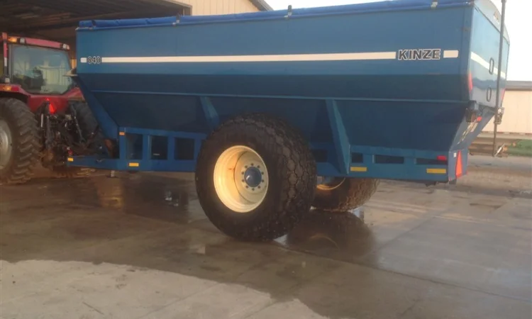 В наличии Бункер перегрузчик Кинзе Kinze 840 б/у - фото № 3