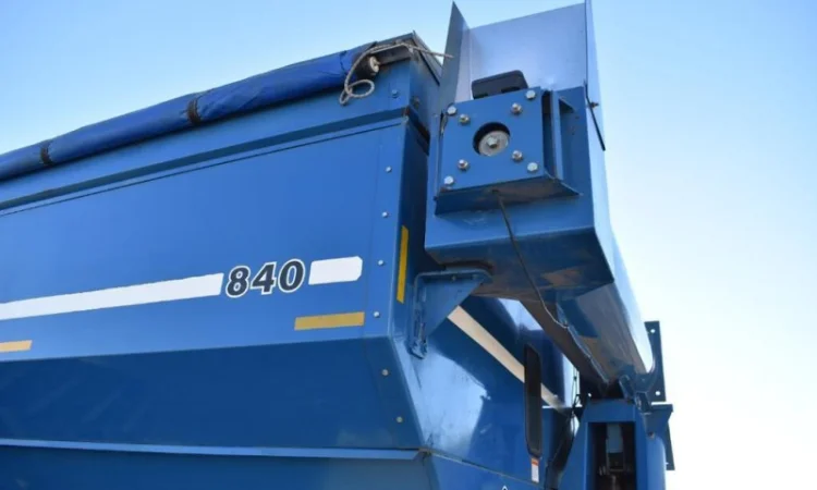 Бункер перегрузчик Кинзе Kinze 840 29000 л - фото № 2