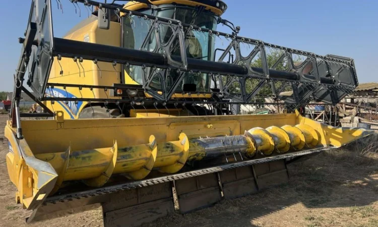 Жниварка зернова New Holland 6.1 м - фото № 1